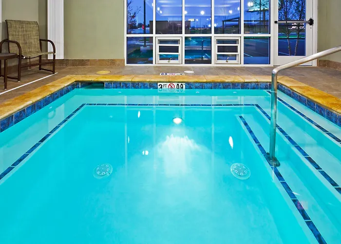 Holiday Inn Express Hotel & Suites Ooltewah Springs - Chattanooga By Ihg