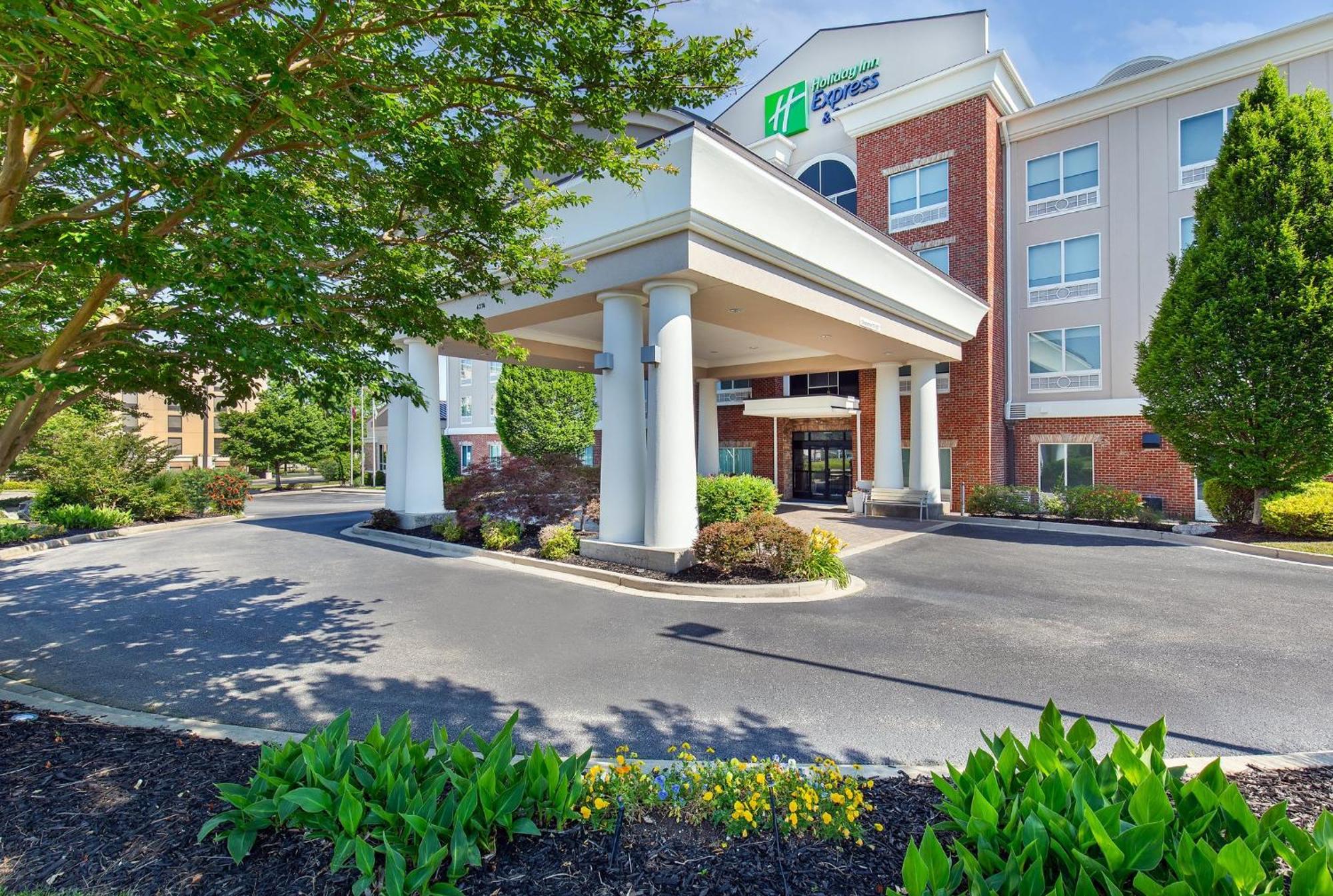Hotel Express & Springs - Chattanooga By Ihg 2*